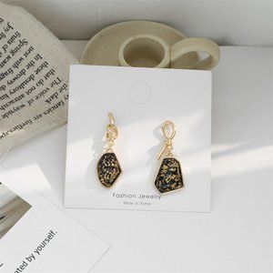 ♠️ NEW Retro Asymmetric Gold & Black Earrings